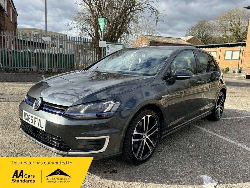 2024 Volkswagen Golf