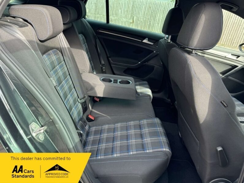 2024 Volkswagen Golf