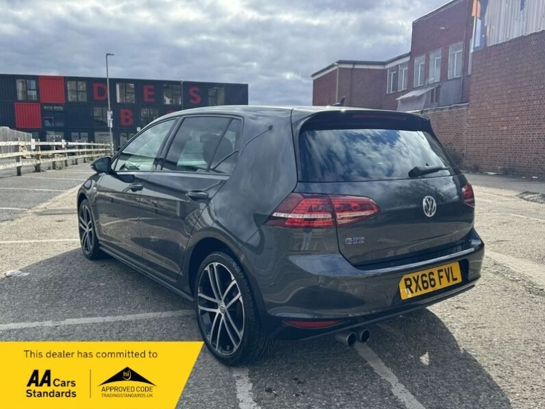 2024 Volkswagen Golf