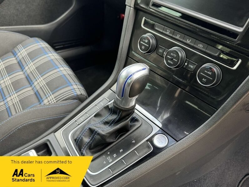 2024 Volkswagen Golf