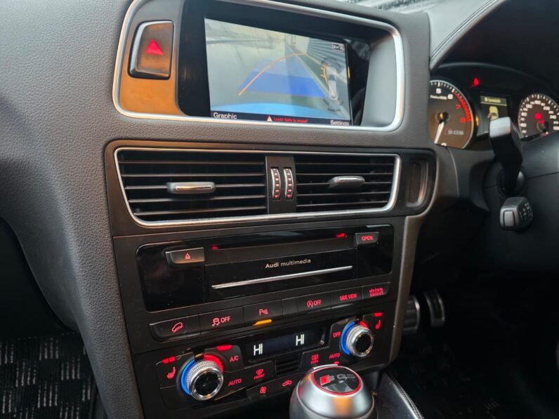 Audi SQ5  2015 3.0l V6 Petrol